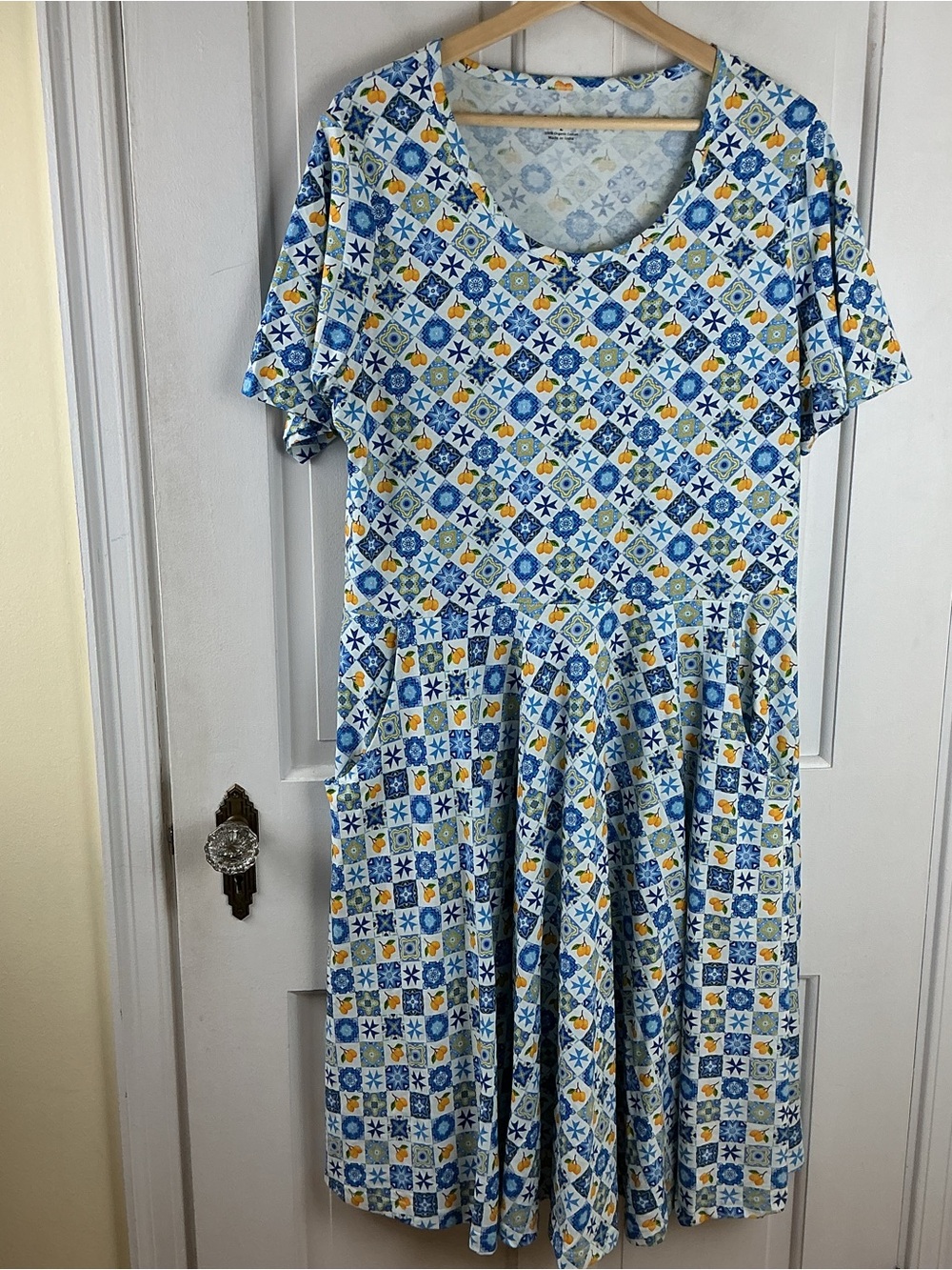 Svaha USA Twirl Dress Pockets Women's L Multicolor NWT